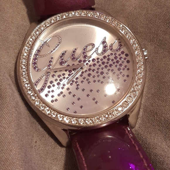 GUESS watch - Picture 6 of 6
